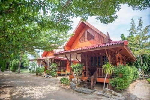 Bungalow with Sea View