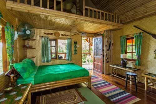 Treehouse-Holidays Treehouse-Holidays