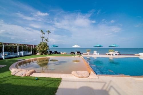My Resort Hua Hin Service Apartment with Seaview0