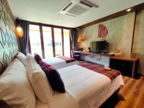 Deluxe Twin Room