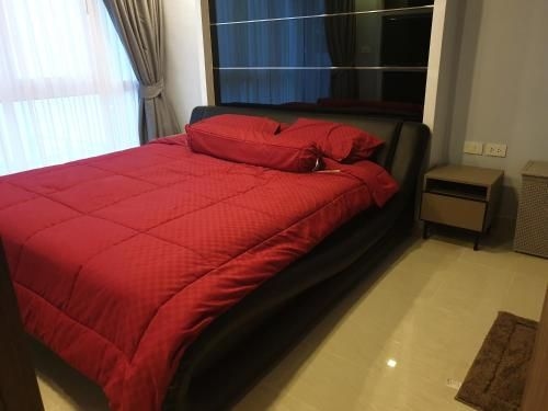 Grand Avenue 1 Bedroom Condo3