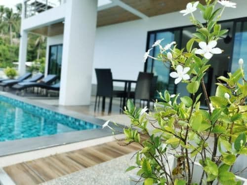 Villa with Sea View