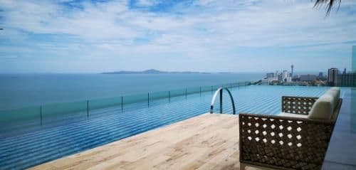 Studio Apartment with Sea View