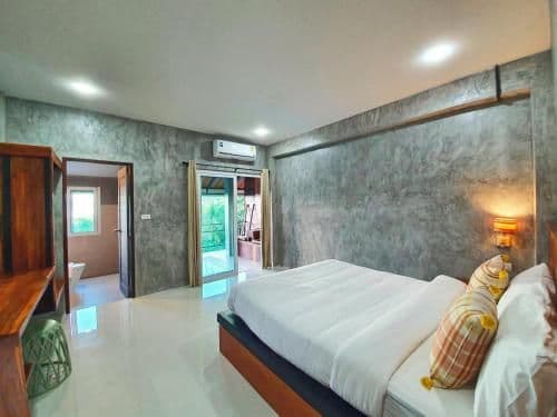 Deluxe Double Room with Balcony and Sea View