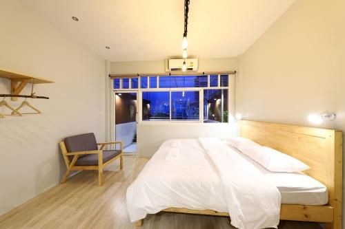 เอกเขนก โฮสเทล (Ekanake Hostel)0