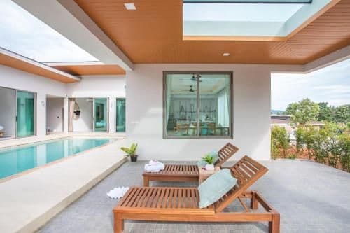 Deluxe Double or Twin Room with Pool Access