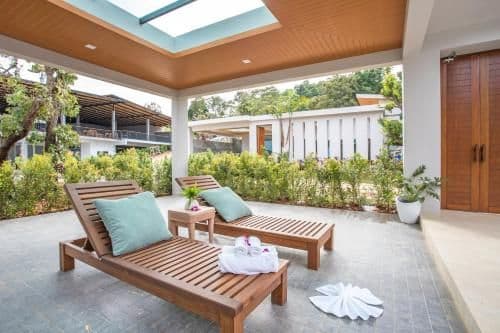 Deluxe Double or Twin Room with Pool Access