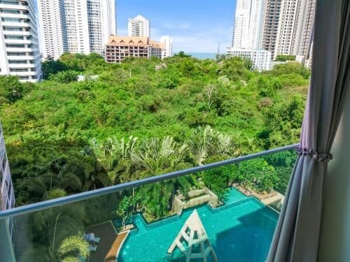 Studio Apartment with Sea View