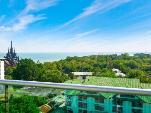 Studio Apartment with Sea View