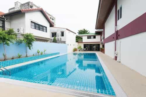 โรงแรมเดอะ เพรสซิเดนท์ โชคชัย 4 โรงแรมเดอะ เพรสซิเดนท์ โชคชัย 4