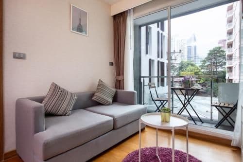 One-Bedroom Apartment