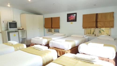 Family Room (6 Adults)