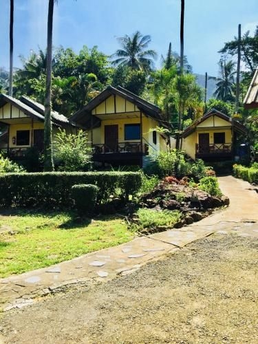 Janina resort Koh chang3