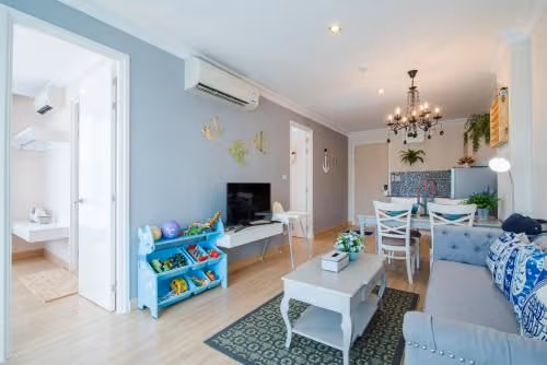 Family Room with Mountain View