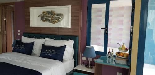 Suite with Spa Bath