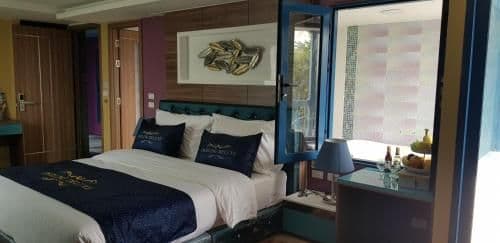 Suite with Spa Bath