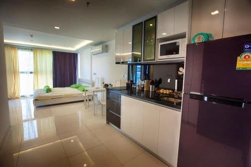 Studio Apartment with Sea View
