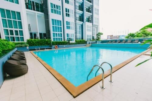 Deluxe Pool View Double Suite