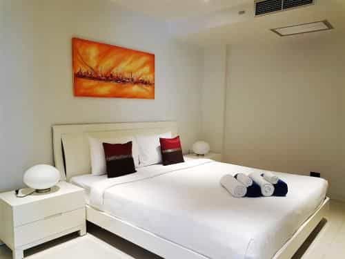 Sunset Plaza Karon Beach by PHR Sunset Plaza Karon Beach by PHR