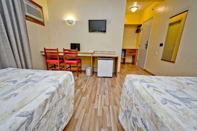 TWIN LUXURY
