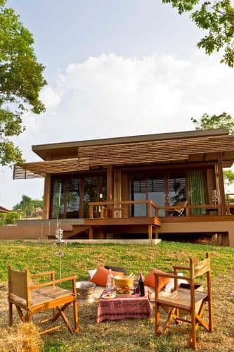 Summer Pool Villas