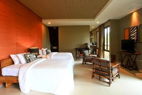 Spring Breeze Family Villas