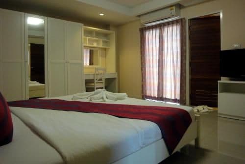 Two-Bedroom Suite