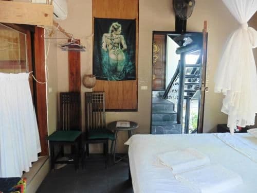 Basic Double Room (Pool Villa)