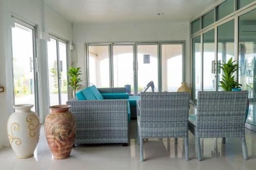 Family Room with Sea View