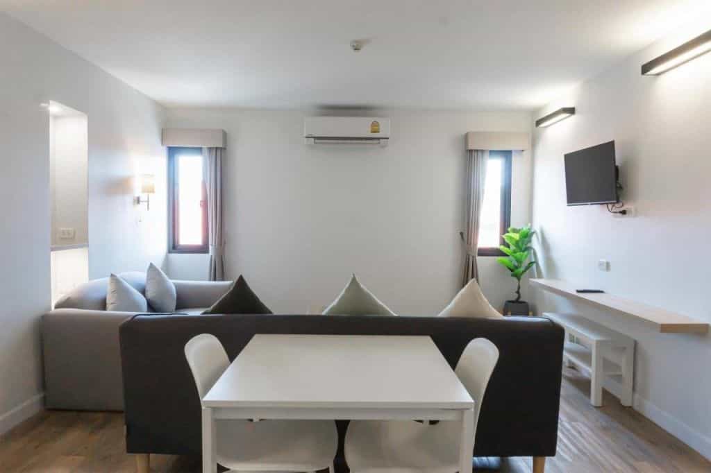 โรงแรม คาร์เนชั่น เรสซิเด้นท์