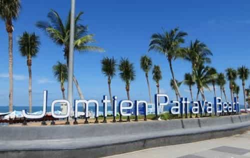 Luxury apartment in residence with swimming pool and gym Luxury apartment in residence with swimming pool and gym