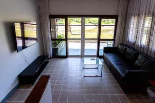 F4 Beach house Kitchen BBQ 3 bedrooms Large yard F4 Beach house Kitchen BBQ 3 bedrooms Large yard