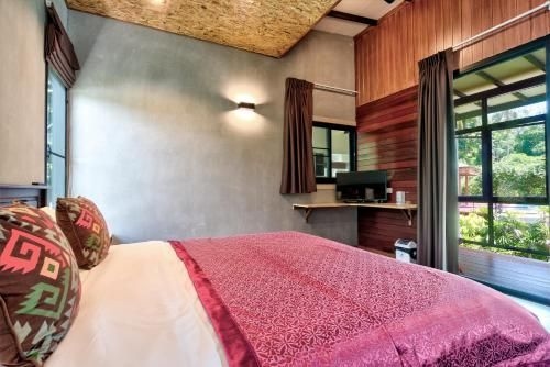 1 BR Nature villa with pool- Near Yanui Beach0