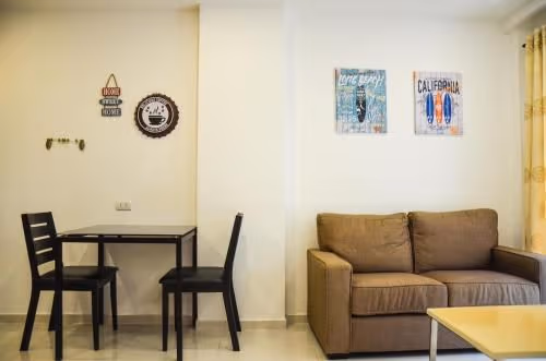 One-Bedroom Apartment