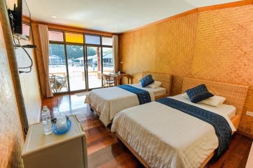 Twin Room with Private Bathroom