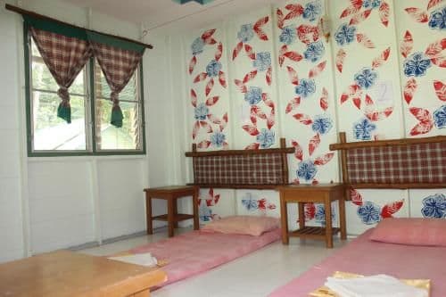 Single Bed in Mixed Dormitory Room