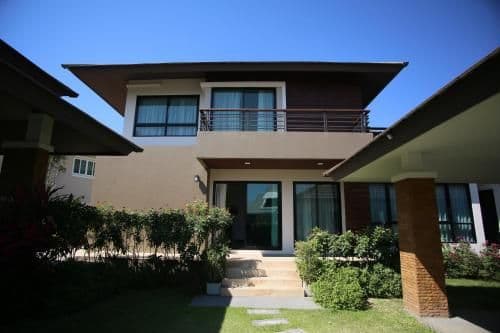 Four bedroom superior holiday villa
