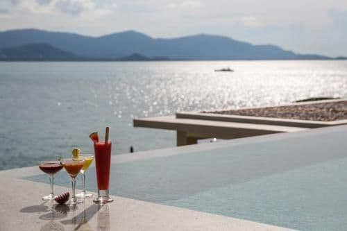 Villa - Beach Front 6 bedrooms