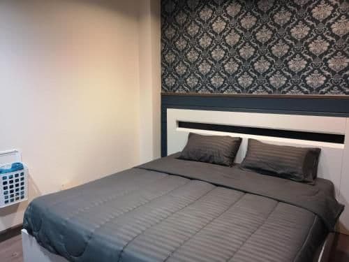 Standard Double Room with Shared Bathroom