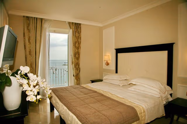 DOUBLE SUPERIOR SEA VIEW