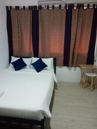 D House Hostel1