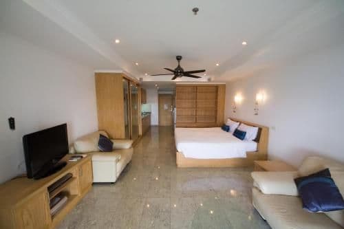 Studio with Sea View