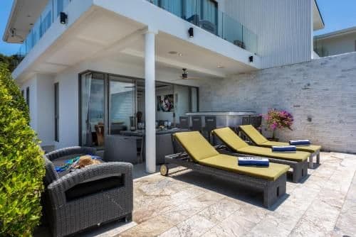Villa with Sea View