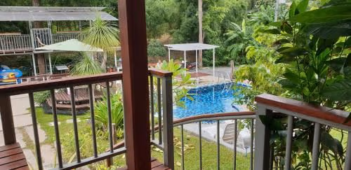 Triple Room with Pool View