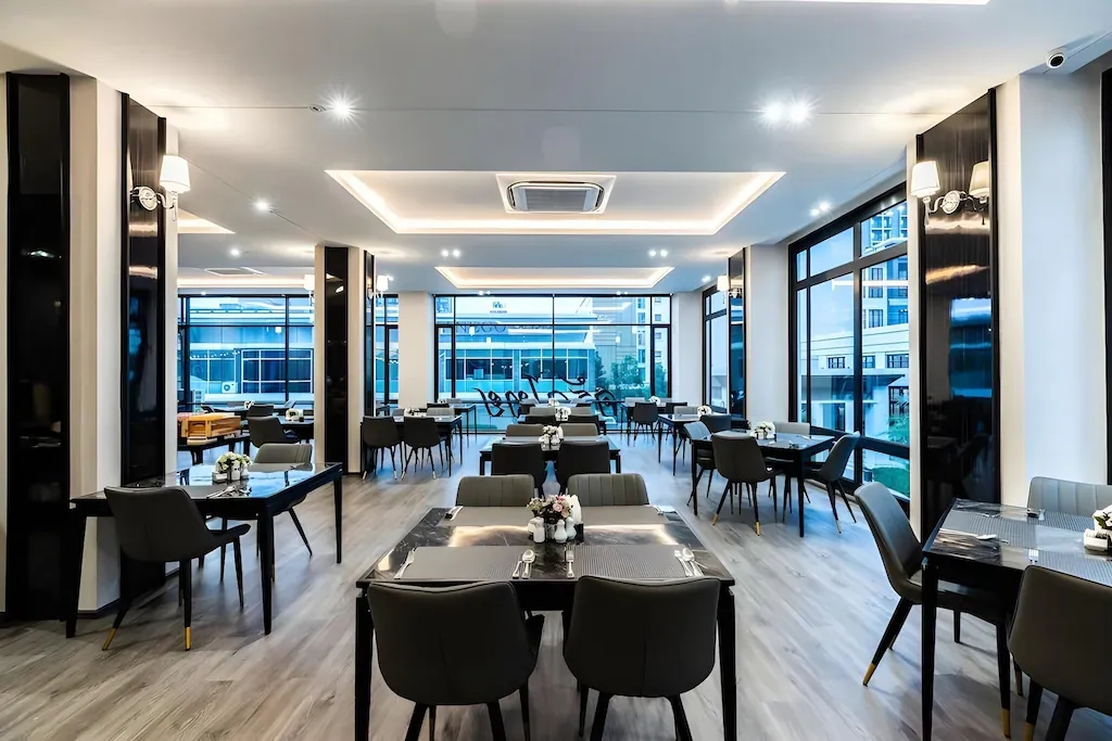 วัน พาทิโอ โฮเทล พัทยา (One Patio Hotel Pattaya)1