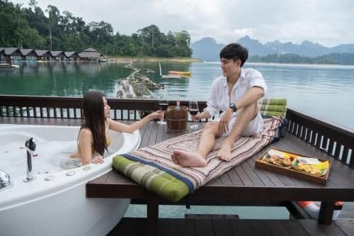 Suite with Spa Bath - Honeymoon Suite