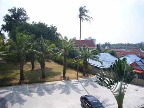 Chic Condo Unit A303, A306, A307, A308, A406 Chic Condo Unit A303, A306, A307, A308, A406