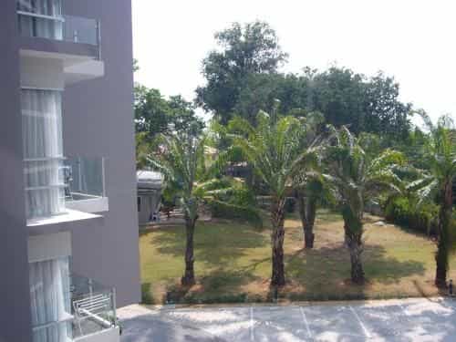 Chic Condo Unit A303, A306, A307, A308, A406 Chic Condo Unit A303, A306, A307, A308, A406
