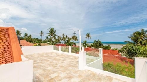 Villa Mima-Beach Access-4BDR-Rooftop2