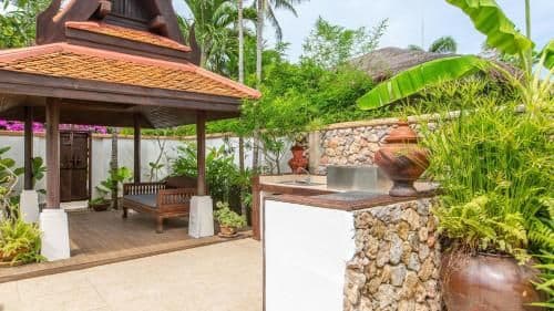 Villa - Beach Front